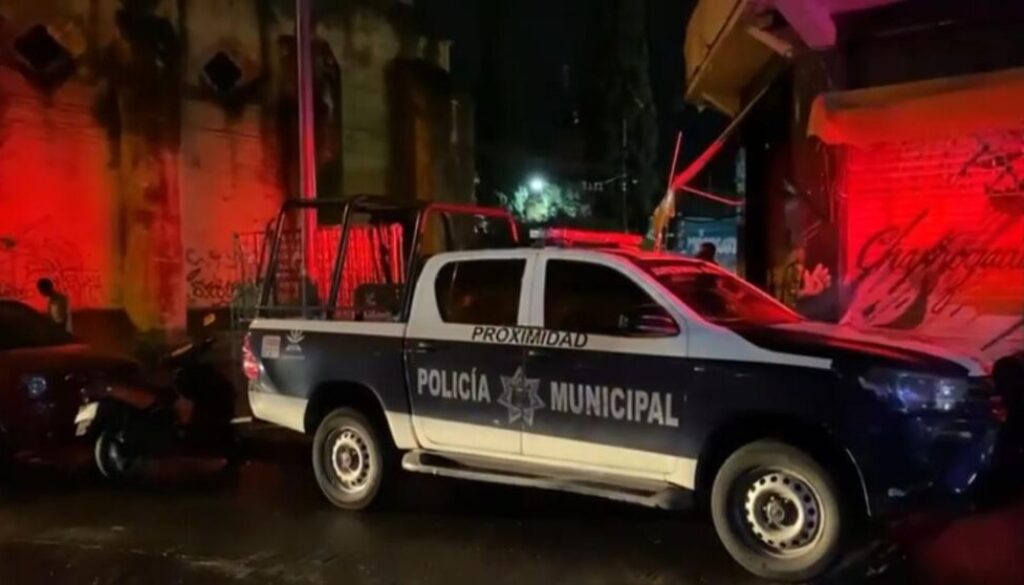 Matan a golpes a un hombre en la calle Clavijero del centro de Cuernavaca