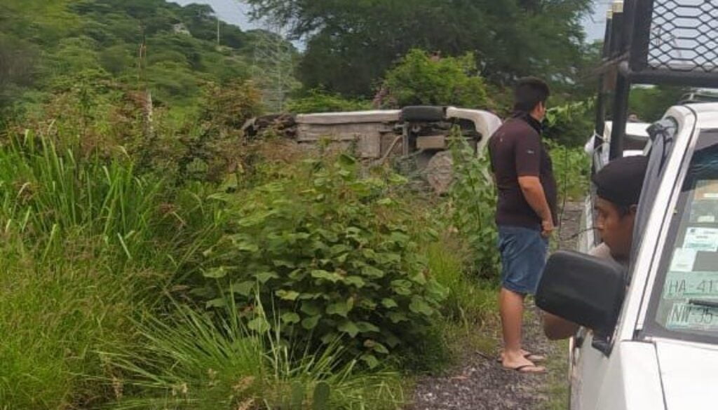 Taxista asesinado a tiros a la altura de la colonia Caudillo del Sur en Yautepec