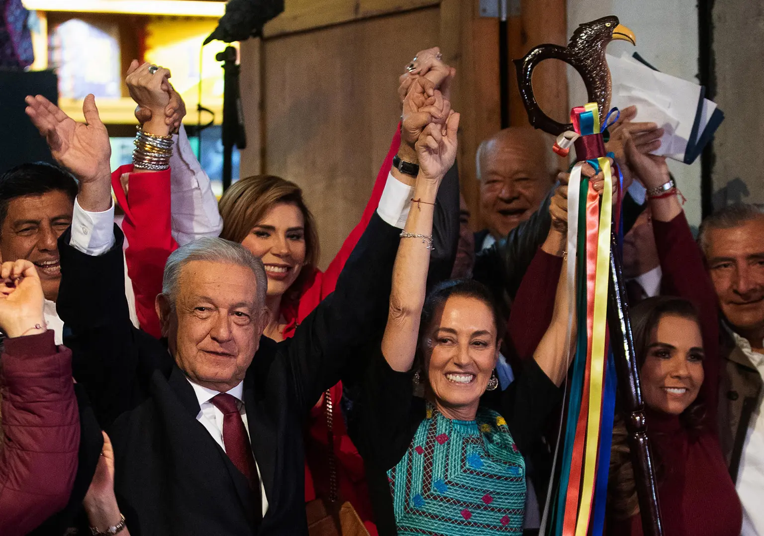 La Entrega Del Bastón De Mando, De AMLO A Sheinbaum, Fue Un Acto ...