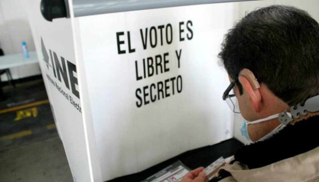 casilla electoral el voto es libre y secreto