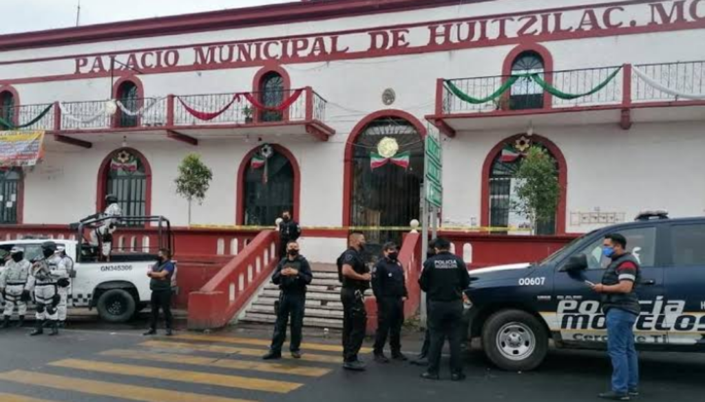 Continúa hospitalizado y bajo resguardado de la Policía, el director de seguridad Santiago de Jesús, luego de sufrir un ataque armado, en la cabecera del municipio de Huitzilac, la tarde del miércoles