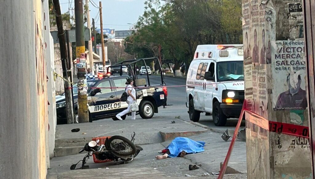 Esta mañana, una pareja fue atropellada a bordo de una motocicleta, en Tlahuapan, en Jiutepec