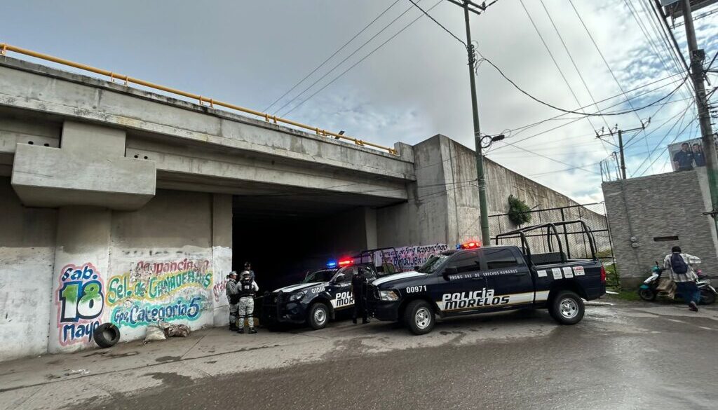 Esta mañana de miércoles fueron localizados los cadáveres de dos personas, en Ejidos de Acapantzingo, en Cuernavaca