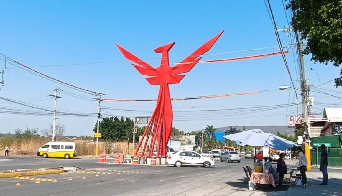 escultura-ave-fenix-jojutla