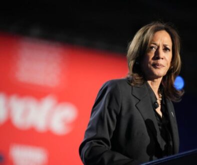 kamala-harris-el-pasado-1-de-noviembre-en-west-allis-wisconsin-en-un-mitin-de-campana