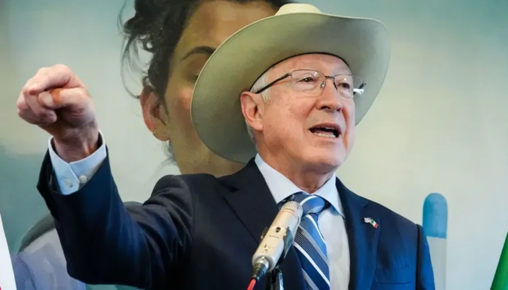 ken-salazar-embajador-eua