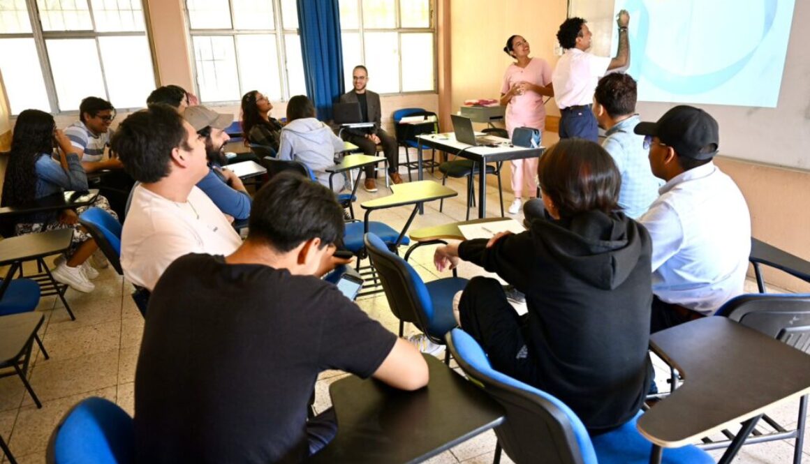 Charla programa salud mental FDyCS2