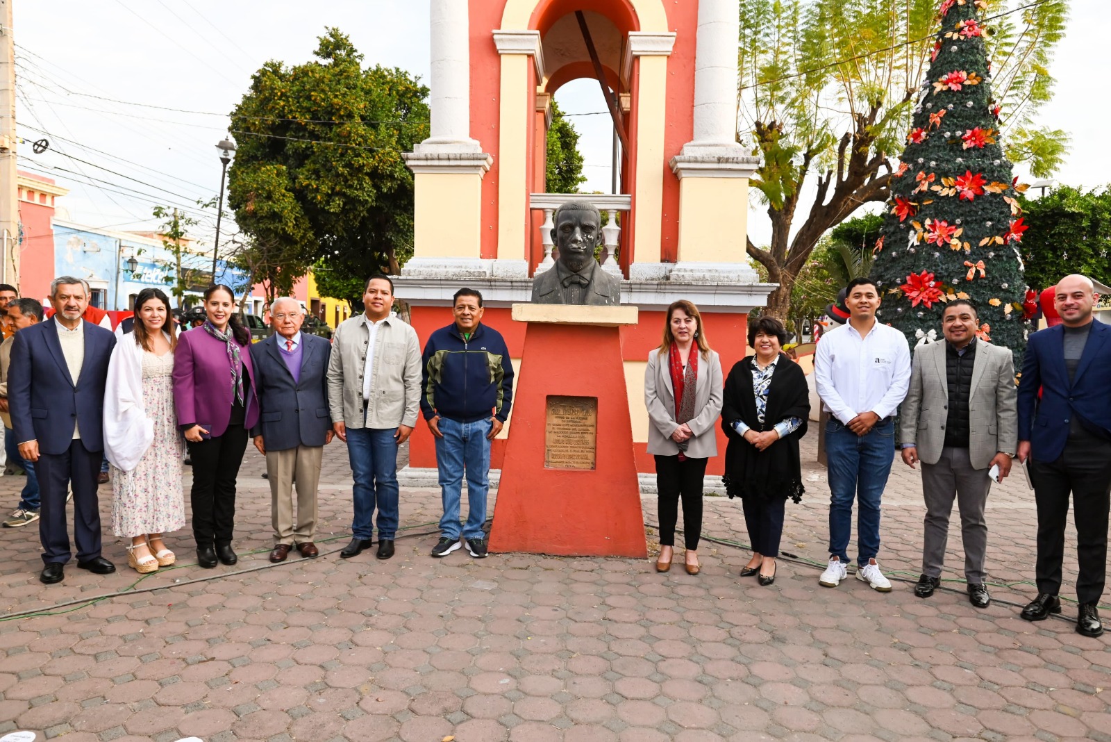 Refuerza Gobierno de Margarita González Saravia compromiso con la educación y vivienda en Morelos