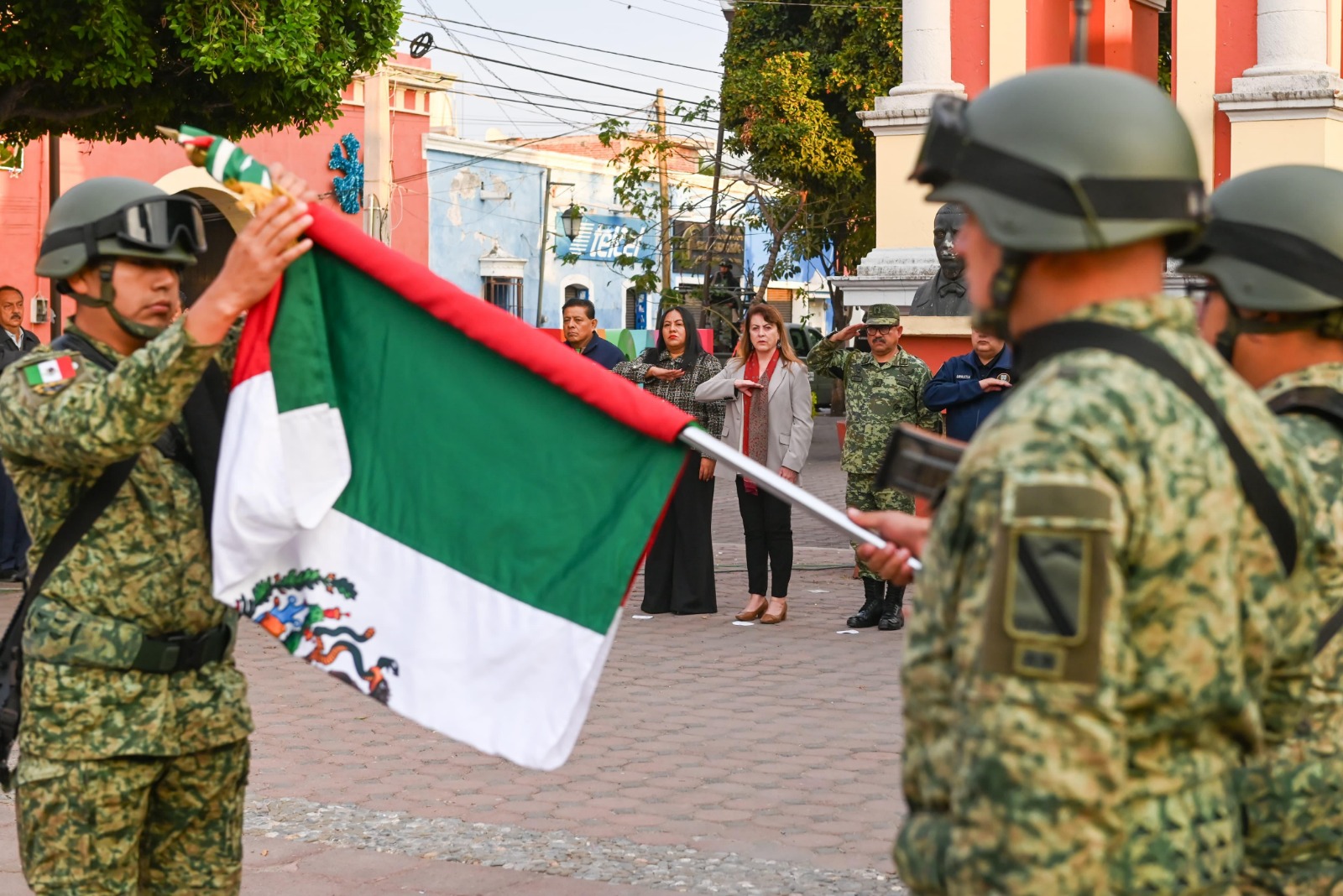 Refuerza Gobierno de Margarita González Saravia compromiso con la educación y vivienda en Morelos