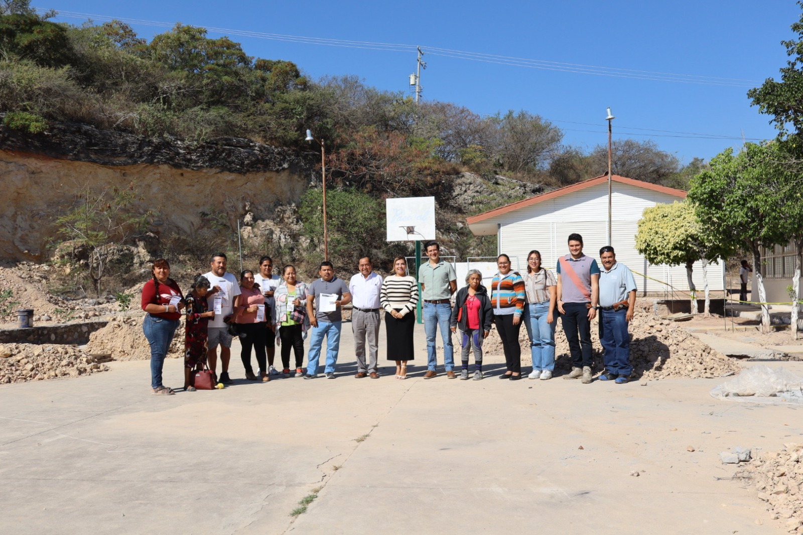 Finaliza etapa de instalación de comités de participación social e inicio de obra en escuelas de Xoxocotla y Zacatepec