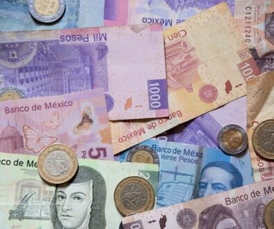 mexicanpesos9162081280-856421079-041982753