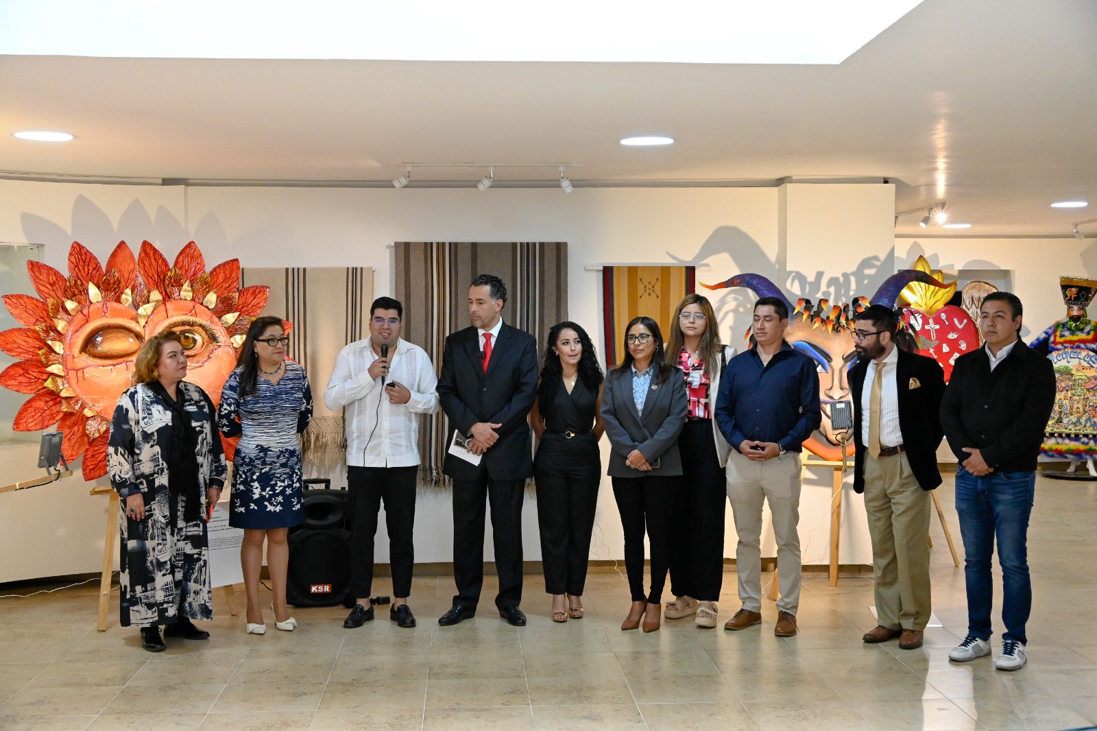 Inauguran exposición “Fraternidad en Cartón: Esculturas del Corazón” en la oficina de representación de Morelos en Ciudad de México