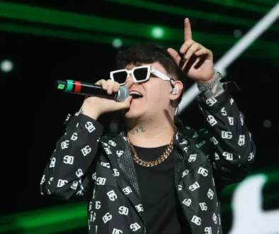 Junior_H_cantando_1479025669