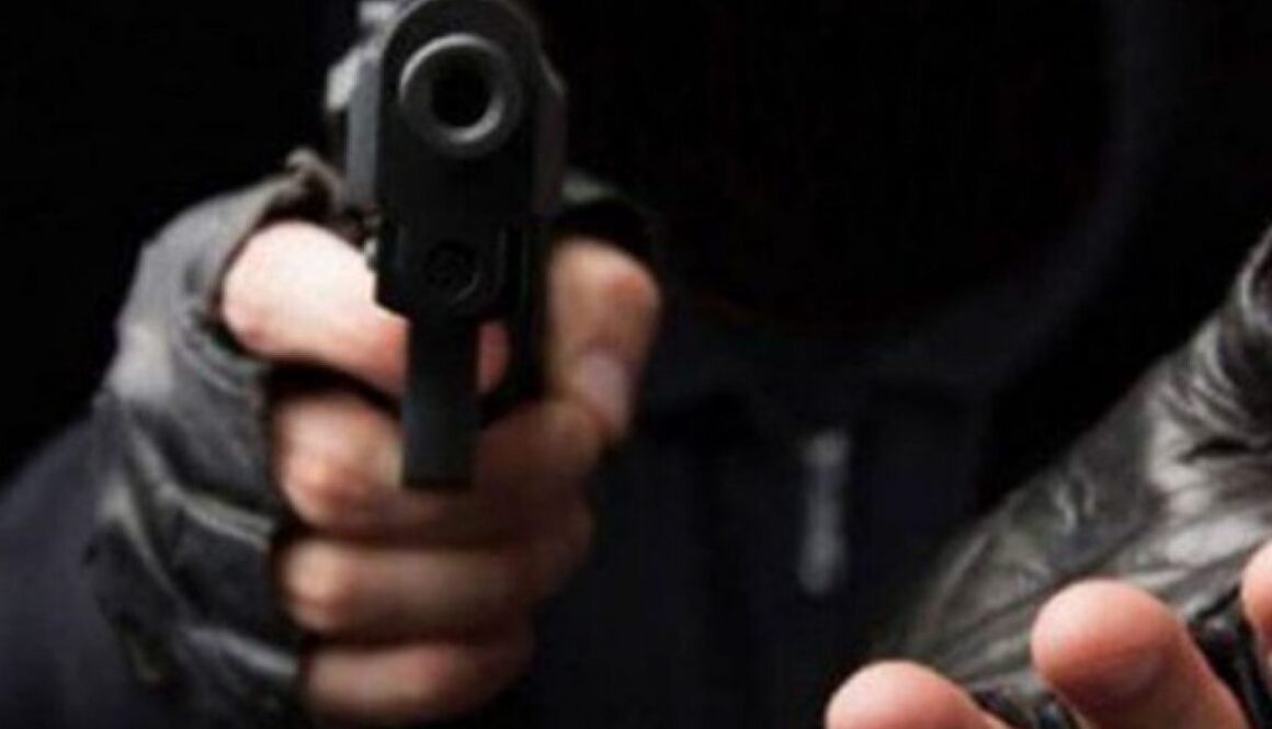 asalto_pistola_robo-con-violencia-1-770x392-1160x700-1-1160x700