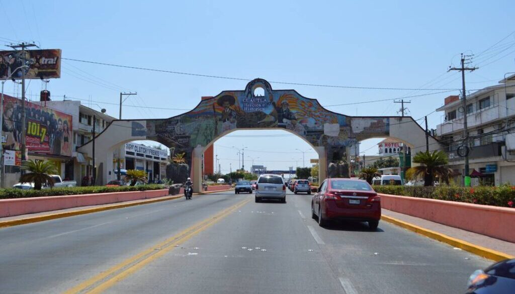 Mas-que-balnearios-en-Cuautla-Arco-de-la-entrada-a-la-Heroica-Cuautla-1024x640-1024x585