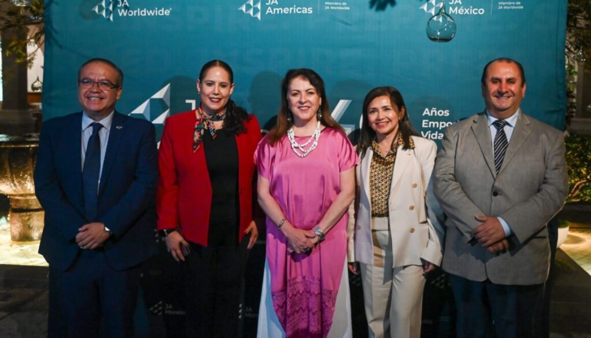 Imagen de WhatsApp 2025-08-28 a las 21.05.14_99fd30e4