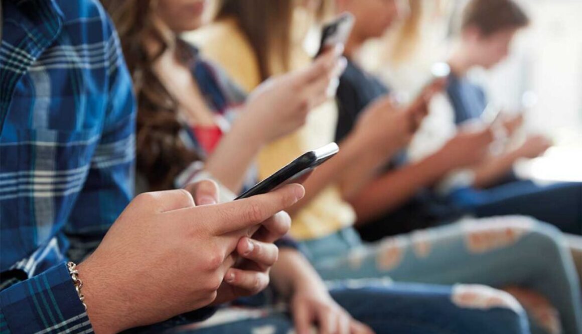 Uso-del-celular-en-las-escelas-2