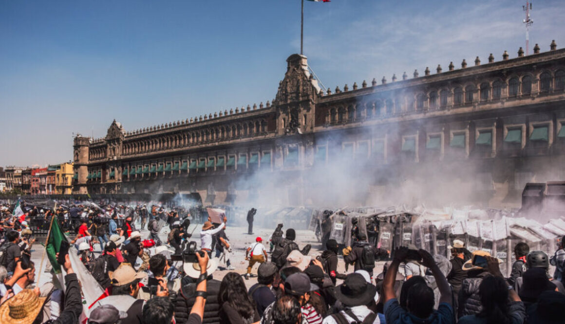 15int-mexico-protest-bfcg-facebookJumbo