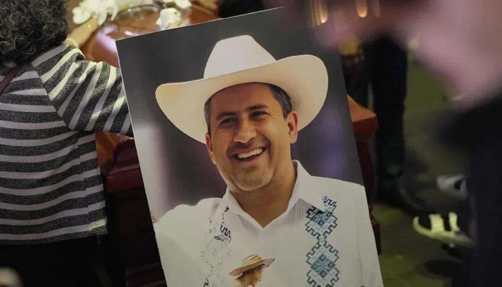 5f0ce899a208d9527e9f93c82a1db178