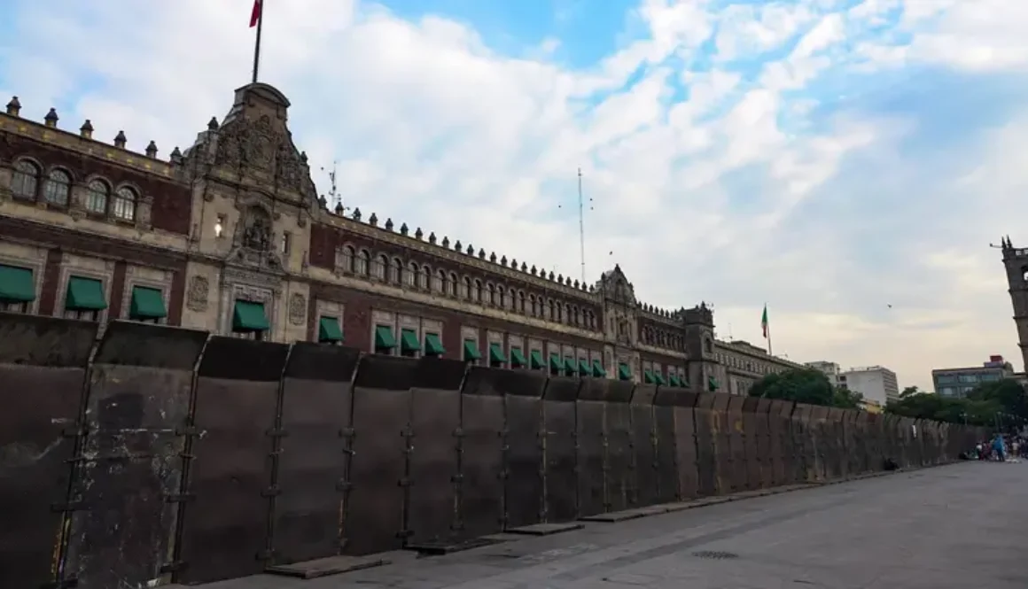 vallas-palacio-nacional